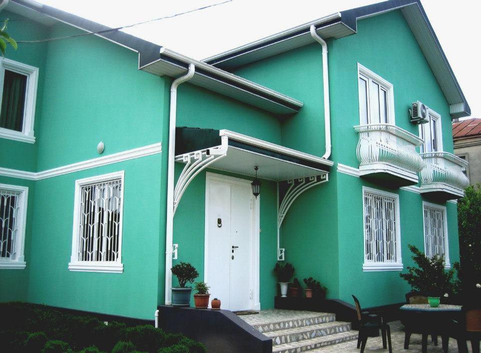 Guest House Green House Zugdidi Bagian luar foto